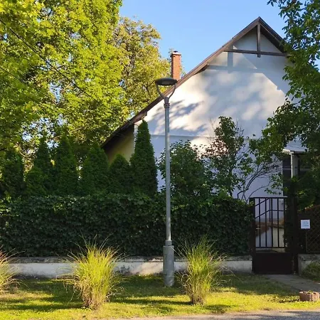 Balatonka Apartament Alsóörs